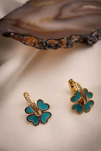 Mavi Mineli Çiçek Charmlı Gold Renk Halka Küpe