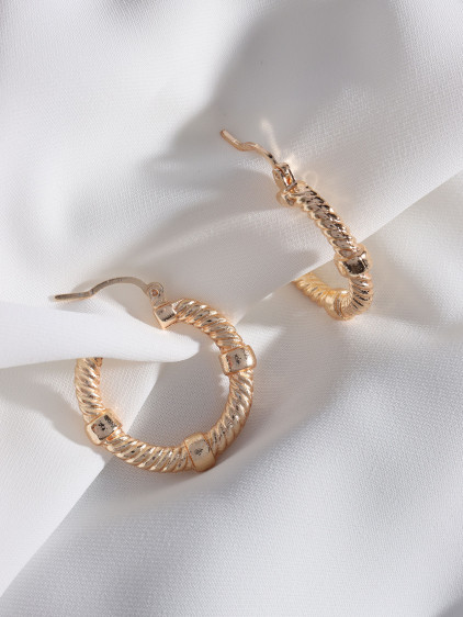 Burgulu Düğme Model Vintage Gold Renk Halka Küpe