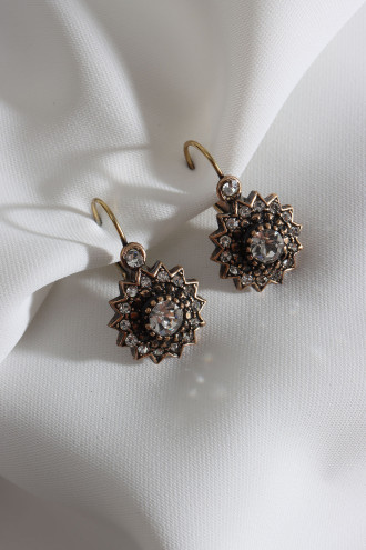 Beyaz Taş Detaylı Kadın Otantik Küpe