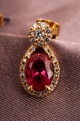 Pembe Taşlı Küçük Boy Gold Renk Abiye Küpe