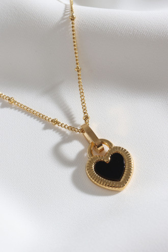 Siyah Mineli Kalp Çelik Gold Renk Kolye Siyah Mineli Kalp Çelik Gold Renk Kolye