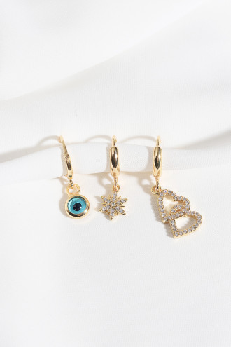 3'Lü Kalpli Gold Renk Küpe 3'Lü Kalpli Gold Renk Küpe