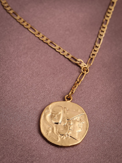 Üçlü Zincir Gold Renk Plaka Kolye
