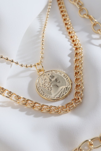 3'Lü Madalyon Uçlu Gold Renk Zincir Kolye