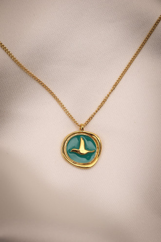 Mavi Mineli Kuş Figürlü Gold Renk Kolye