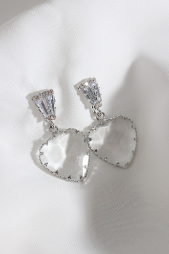 Kalp Sallantılı Gümüş Renk Abiye Küpe Kalp Sallantılı Gümüş Renk Abiye Küpe