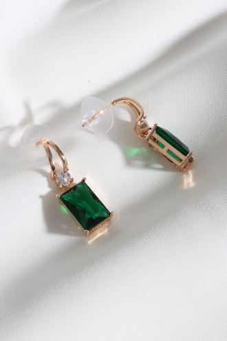 Büyük Yeşil Taşlı Gold Renk Abiye Küpe Büyük Yeşil Taşlı Gold Renk Abiye Küpe