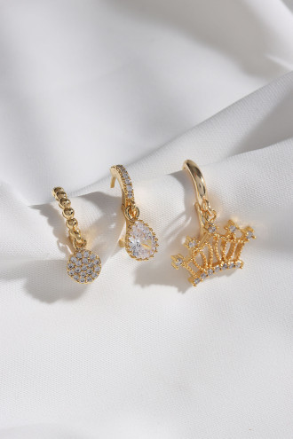 3'Lü Taç Figürlü Gold Renk Küpe 3'Lü Taç Figürlü Gold Renk Küpe