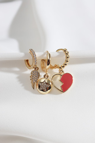 3'Lü Kanat Figürlü Gold Renk Küpe 3'Lü Kanat Figürlü Gold Renk Küpe