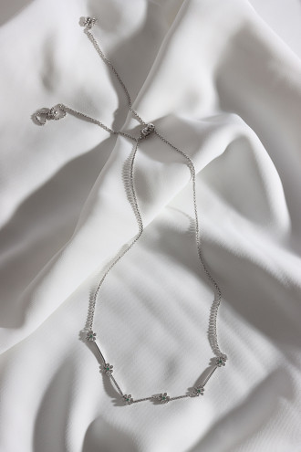 Çiçek Figürlü Asansörlü Zircon Taşlı Gümüş Renk Abiye Kolye