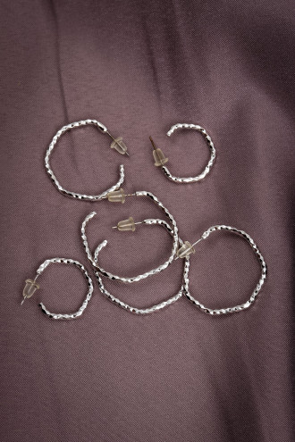 6'Lı Işıltılı Gümüş Renk Halka Küpe