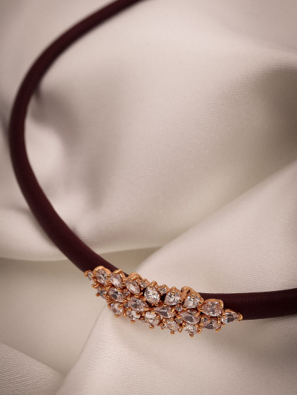 Bordo Yumuşak Deri Rose Renk Zircon Taşlı Choker