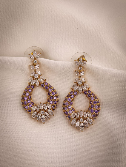 Gold Renk Mor Zircon Taşlı Sallantılı Abiye Küpe