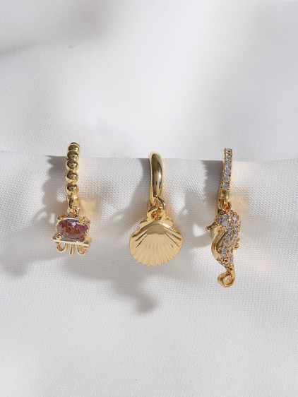 3'Lü Denizatı Figürlü Gold Renk Küpe 3'Lü Denizatı Figürlü Gold Renk Küpe