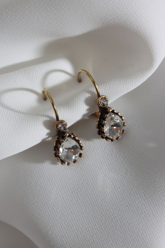 Küçük Damla Model Beyaz Taşlı Otantik Küpe