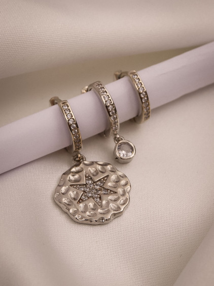 Zircon Taşlı Yıldız 3'Lü Gümüş Renk Küpe Zircon Taşlı Yıldız 3'Lü Gümüş Renk Küpe