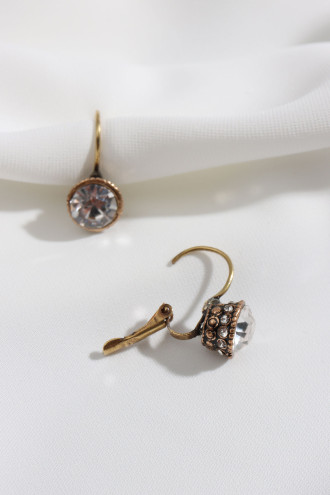 Beyaz Yuvarlak Taşlı Otantik Küpe