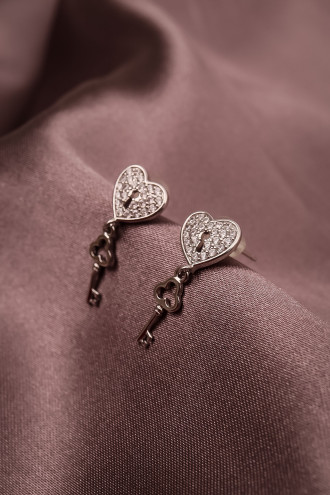 Anahtar Sallantılı Kilit Kalp Küpe