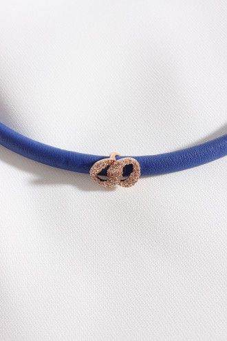 Mavi Yumuşak Deri Gold Renk Zircon Taşlı Choker