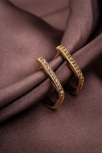 Beyaz Taşlı Oval Gold Renk Halka Küpe