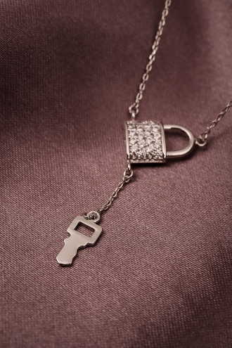 Anahtar Sallantılı Kilit Kolye