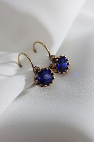 Oval Lacivert Taşlı Otantik Küpe