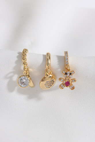 3'Lü Ayıcık Figürlü Gold Renk Küpe 3'Lü Ayıcık Figürlü Gold Renk Küpe