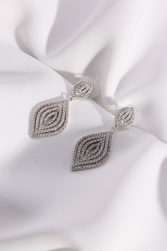 Zircon Taşlı Sallantılı Gümüş Renk Abiye Küpe