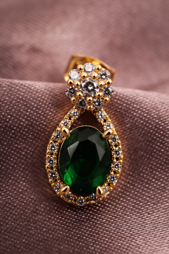 Yeşil Taşlı Küçük Boy Gold Renk Abiye Küpe