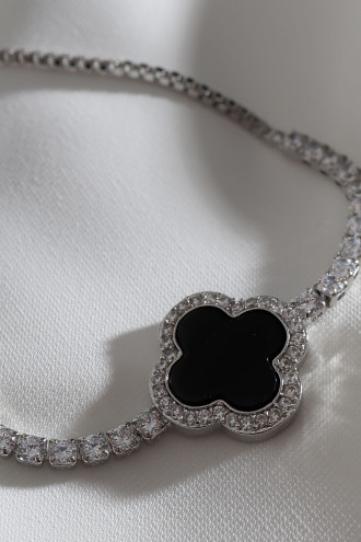 Siyah Mineli Yonca Asansörlü Gümüş Renk Bileklik