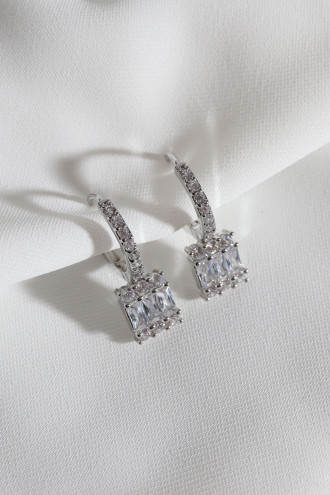 Zircon Taşlı Gümüş Renk Halka Baget Küpe