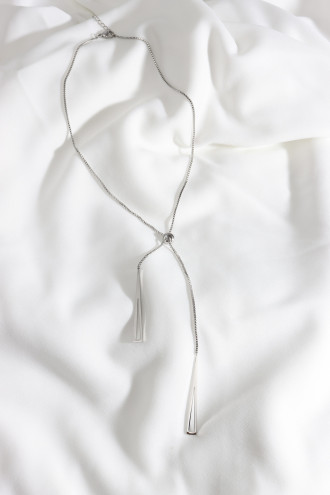 Asansörlü Gümüş Renk Süzme Çelik Kolye