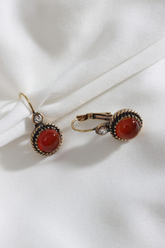 Saydam Kahve Rengi Taşlı Yuvarlak Otantik Küpe