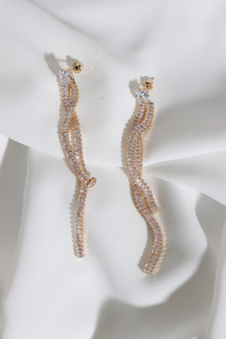 Sarmal Gold Renk Abiye Küpe Sarmal Gold Renk Abiye Küpe