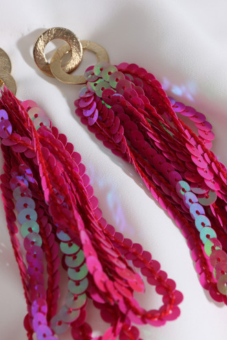 Fuşya Pul Sallantılı Gold Renk Küpe