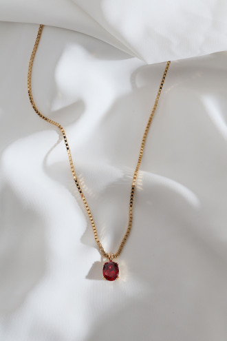 Kırmızı Büyük Tek Taşlı Gold Renk Kolye