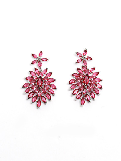 Pembe Taşlı Sallantılı Abiye Küpe Pembe Taşlı Sallantılı Abiye Küpe
