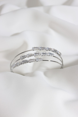 3 Sıralı Baget Taşlı Gümüş Renk Kelepçe Bileklik