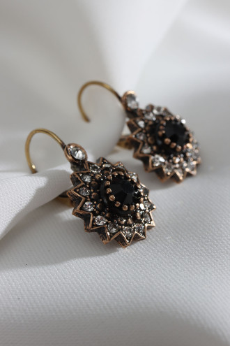 Siyah Taş Detaylı Kadın Otantik Küpe