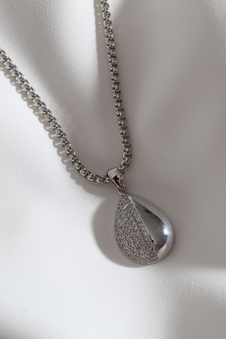 Yarı Taşlı Damla Şekil Gümüş Renk Kolye