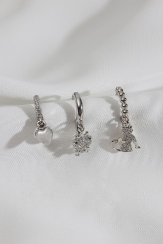 3'Lü Kurbağa Figürlü Gümüş Renk Küpe 3'Lü Kurbağa Figürlü Gümüş Renk Küpe