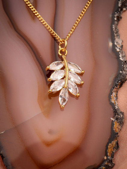 Zircon Taşlı Yaprak Model Gold Renk Kolye