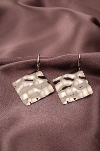 Desenli Gümüş Renk Plaka Küpe