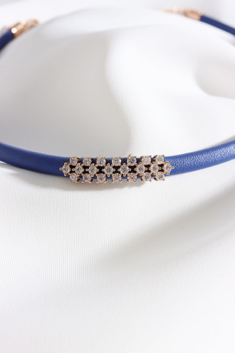 Mavi Yumuşak Deri Gold Renk Zircon Taşlı Choker