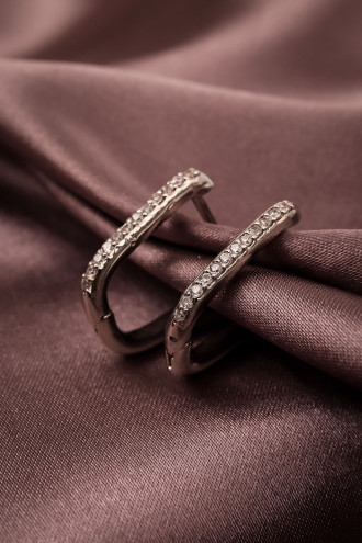 Beyaz Taşlı Oval Gümüş Renk Halka Küpe