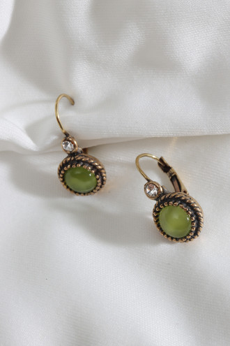 Saydam Yeşil Taşlı Yuvarlak Otantik Küpe