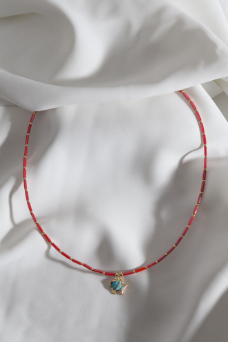 Kırmızı Boncuklu Mavi Mineli Balık Figür Kolye