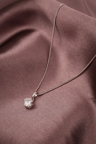 Kare Tek Taş Gümüş Renk Kolye