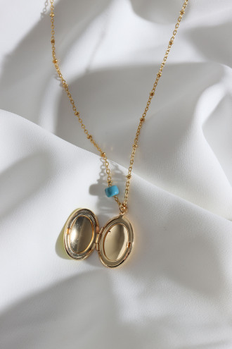 Yeşil Mineli Kapaklı Çift Taraflı Kullanıma Uygun Oval Gold Renk Kolye Yeşil Mineli Kapaklı Çift Taraflı Kullanıma Uygun Oval Gold Renk Kolye