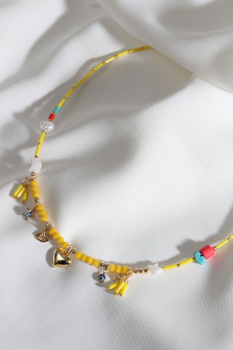Sarı Renk Charmlı Boncuk Kolye